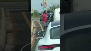 Road Rage Assault caught by Local Hamilton Locksmith on iPhone