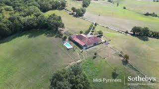 A vendre ferme rénovée sur 21 hectares, avec vue sur les Pyrénées