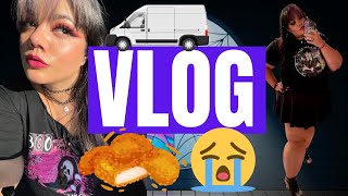 VLOG | Van is breaking down & so am I... but at least we look cute