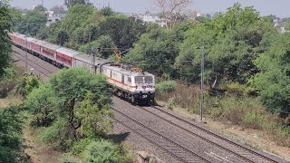 ट्रेन 11463 वेरावल जबलपुर एक्सप्रेस और 11062 जयनगर मुंबई एलटीटी पवन एक्सप्रेस