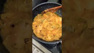 spicy #chicken with naan plz like and subscribe