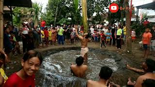 Lomba Panjat Pohon Pisang 17 Agustus HUT RI ke-76