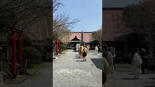 Monks in Yoshino: Marching to participate in a ceremony to celebrate Buddha's Birthday