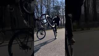 контест: у кого самы резкий хлыст на районе #bike