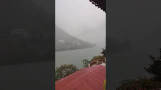 Bhimtal me barish ka maza. #song #barish #journey #yatra