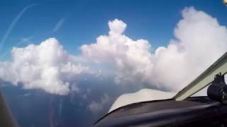 Cloudsurfing and approach into La Palma