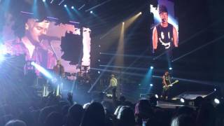 5 Seconds of Summer performing Don't Stop @ Forum Copenhagen on May 29, 2016.