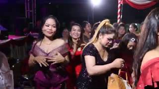 រាំស្អាតៗណាស់, Khmer Ravong song and Saravan with Okes in Khmer Wedding Party