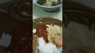 udang tepung dan telur dadar menu makan malam #food #sedaap #kuliner #cooking #makan #shorts