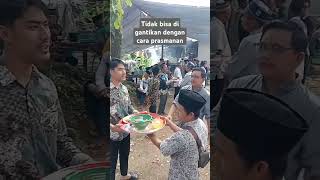 kompaknya orang desa #resepsi #pengantin #wedding #makanbersama #mukbang