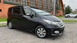 Honda Freed Premium