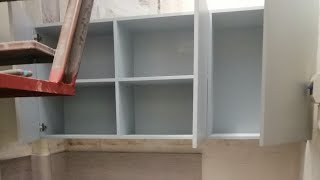 hang cabinet