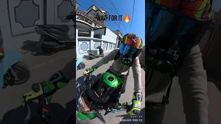 Kawasaki🔥Z900😱Cute Girl Reactions#viral#youtubeshorts#ytshorts#z900#bike#kawasaki#z900#ninja#rr