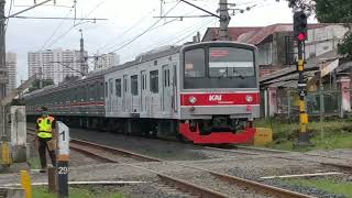 Kompilasi lalu lalang sore KRL Commuterline lintas RedLine || Kompilasi Hunting