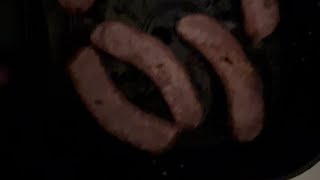 AIR FRYING ITALIAN SAUSAGES IN POWER XL IN 20 MINUTES #airfryer #italiansausage #powerxl