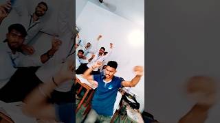 chalo isk ladaye #youtubeshorts #shortvideo #viralvideo #newvideo #collegelife #collegevlog #funny