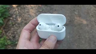 Глючать Apple AirPods Pro, вмикають самі паузу.