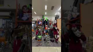 Halloween automated decor at Home Depot part I