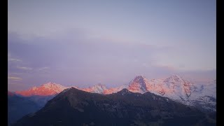 Wanderung um den Oeschinensee und Lobhörner