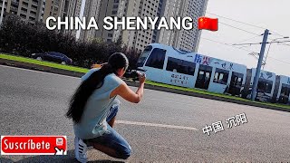 saliendo a buscar algo de comer 😃🍟🍟🍔🍔🥤🥤#china #shenyang #recorriendoelmundo #beautiful #ecuador