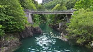 Survol en drone : Lac de Fabrège - Lac de Bious-Artigues