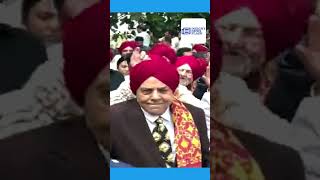 Dharmendra dances at his grandson Karan Deol's wedding procession, in Mumbai #dharmendra #shorts