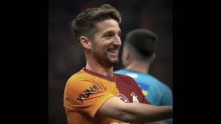 Ablacim DRIES MERTENS diyorum♥️😀 #keşfet #football #galatasary #edit #sampiyongalatasaray #last