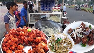 Vizag Spicy Egg Noodles Roadside Preparation | Only 40 Rs Per Plate | Street Food Vizag