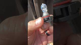 2011 Jeep WK2 Grand Cherokee Replace Fog Lamp Bulb