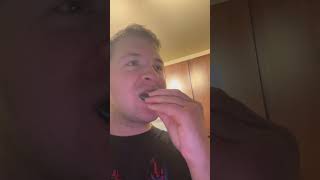 Tasting Star Wars Light Side Oreos for the first time…