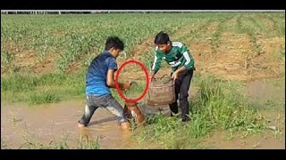 Net Fishing at pailin Province - Khmer Cast Net Fishing -Cambodia Traditional Fishing ( Part 29)