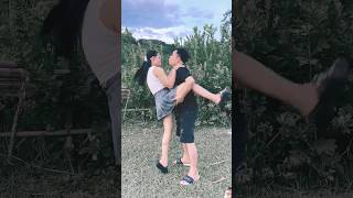 Lessons on self-defense properly🤣😅#trending #funny #couple #tiktok#funny #trending