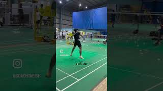 Butterfly Smash In Badminton 🏸