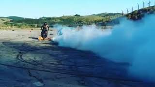 Chevette e  moto  no burnout