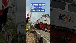 kereta api melintasi kota Tasikmalaya