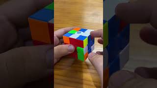 HOW BEGINNERS SOLVE THE RUBIKS CUBE