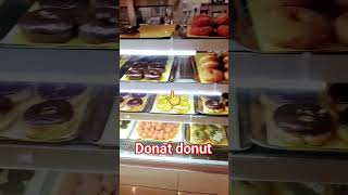 nemen donat donut #viral #videoshorts #saudiarabia #mobil #mobilbagus #shortsvideo #video #shorts