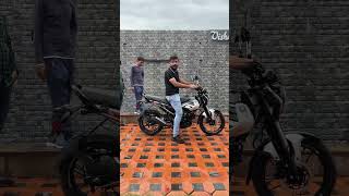 Family Pack है भाई 🥳 Bajaj Freedom 125cc CNG + petrol Bike #abhishektiwarivlog #freedom125 #ytshorts