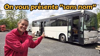 VLOG 04 - présentation de notre car avant son aménagement !!!