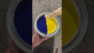 Super chill blue & yellow colour mixing paint #colourmixing #shortvideo #shorts