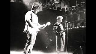 C90-186 02 Cocteau Twins "concert à Paris  le 04/02/1994"