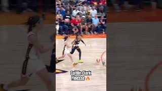 Caitlin Clark smooth pass inside #caitlinclark #basketball #wnba