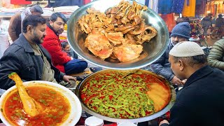 street food in Faisalabad | why people are crazy for Desi murgh shorba | Billa Bhai Desi murgh salan