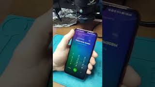 Honor 10i поврежден дисплей а стекло целое, мистика.