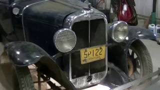 1929 Oakland Pontiac - zeketheantiquefreak