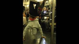 NYC Subway Express Performers - Asombroso en el metro de Nueva York.