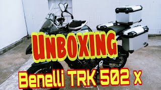 Unboxing BENELLI TRK 502X