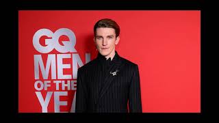 House of the Dragon star Ewan Mitchell dresses up for GQ Men of the Year honors