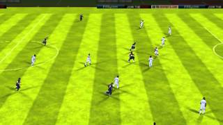 FIFA 13 iPhone/iPad - FC Barcelona vs. Real Madrid