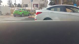 חציה מסוכנת בצומת  בין בית ליצק למשה שרת